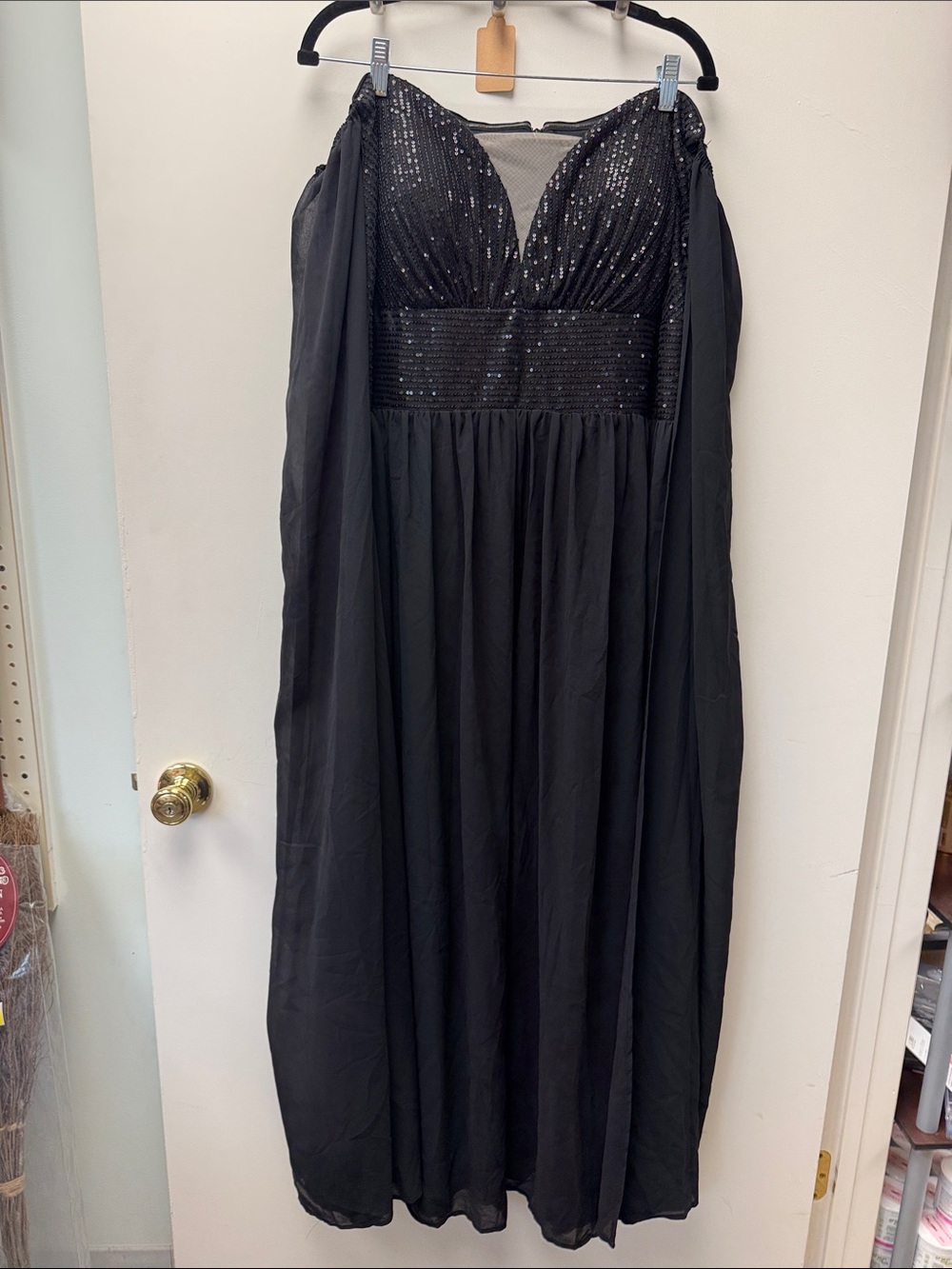 Elegant Strapless Black Sequin Evening Dress